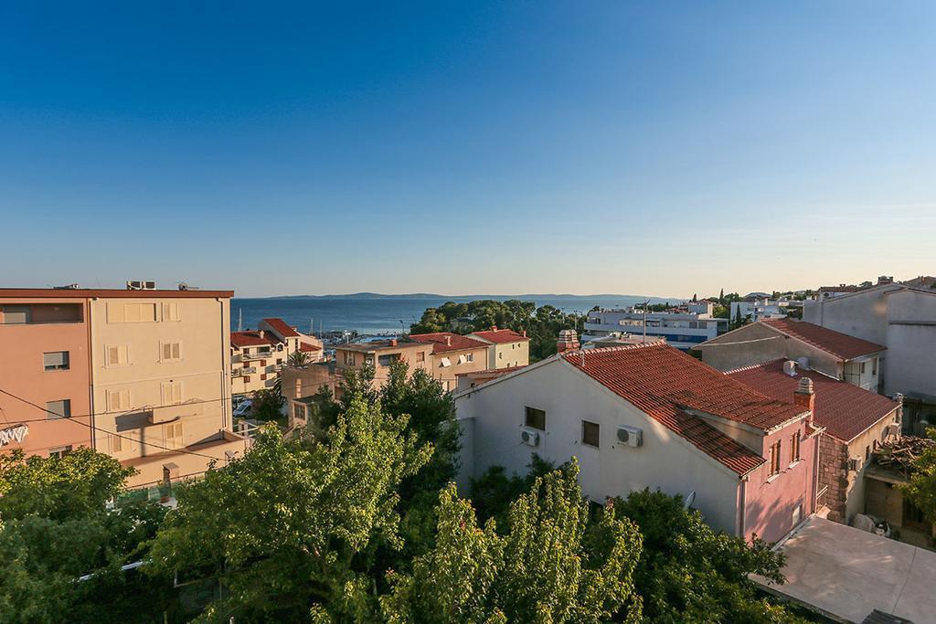 Apartment Bloo Suite Split Quarto foto